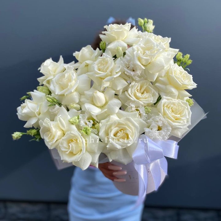 Коробка с цветами "Свен" в Нальчике