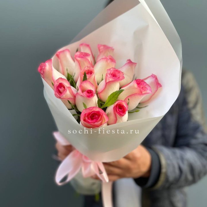 15 роз "Джумилия" в Нальчике