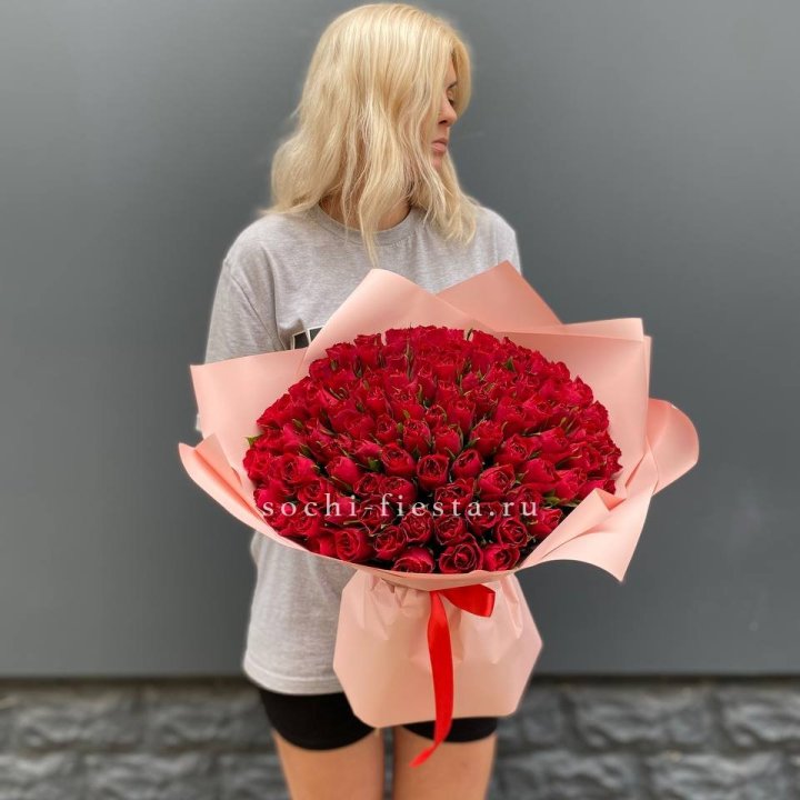 101  красная кенийская роза  в Нальчике