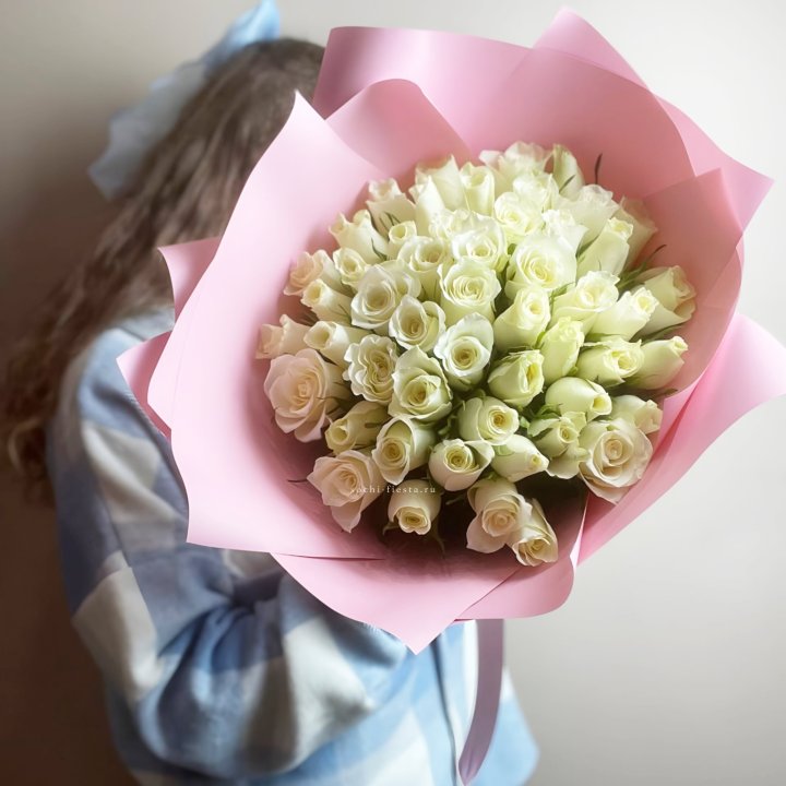 Букет из 51 белой розы (Кения) в Нальчике