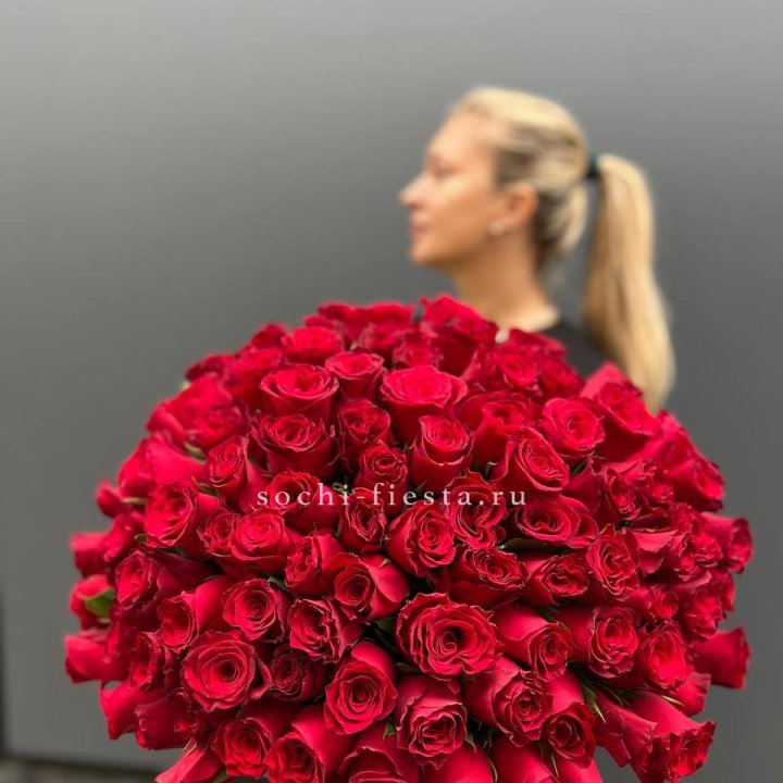 Охапка из 101 красной розы в Нальчике