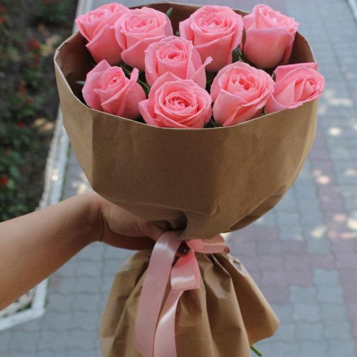 9 розовых роз в Нальчике