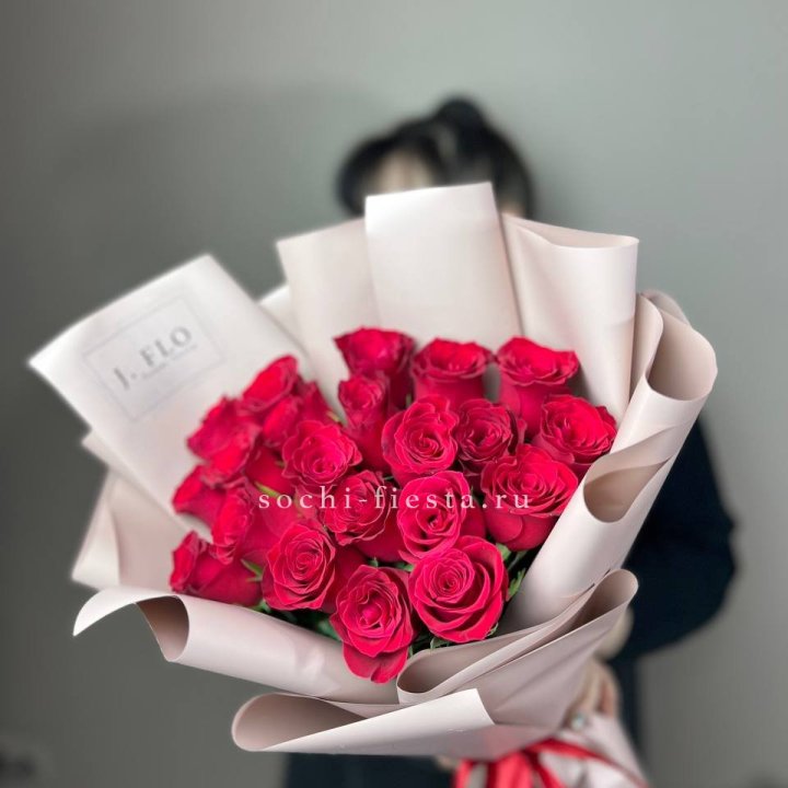 21 красная роза  в Нальчике