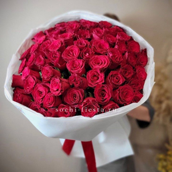 65 красных роз вайт в Нальчике