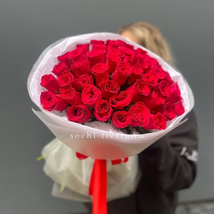 55 красных роз "Амелия" в Нальчике