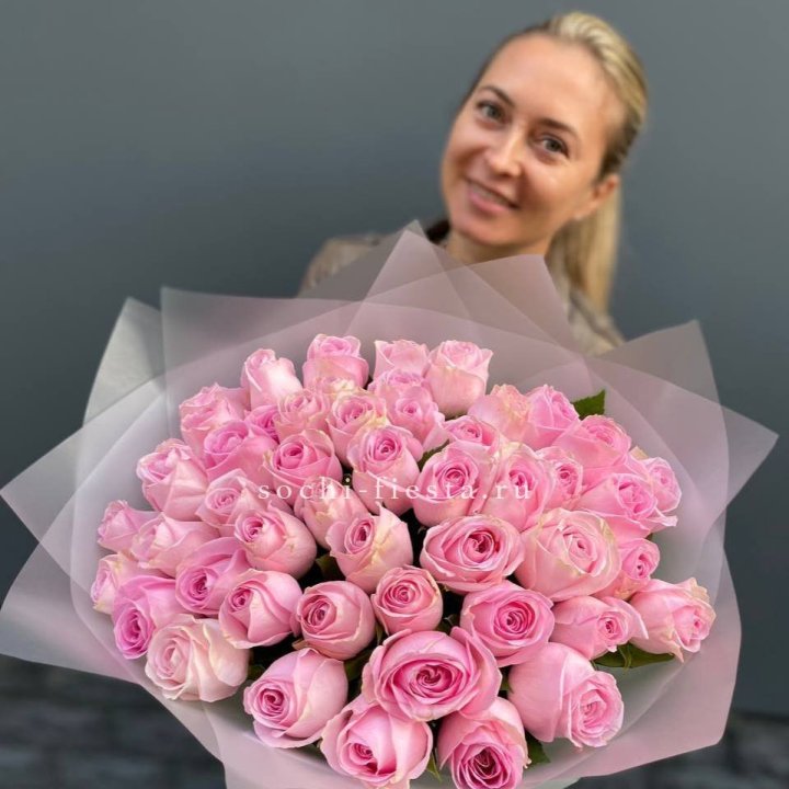 51 розовая роза в Нальчике