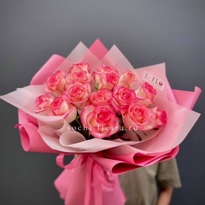 15 роз "Джумилия" в Нальчике