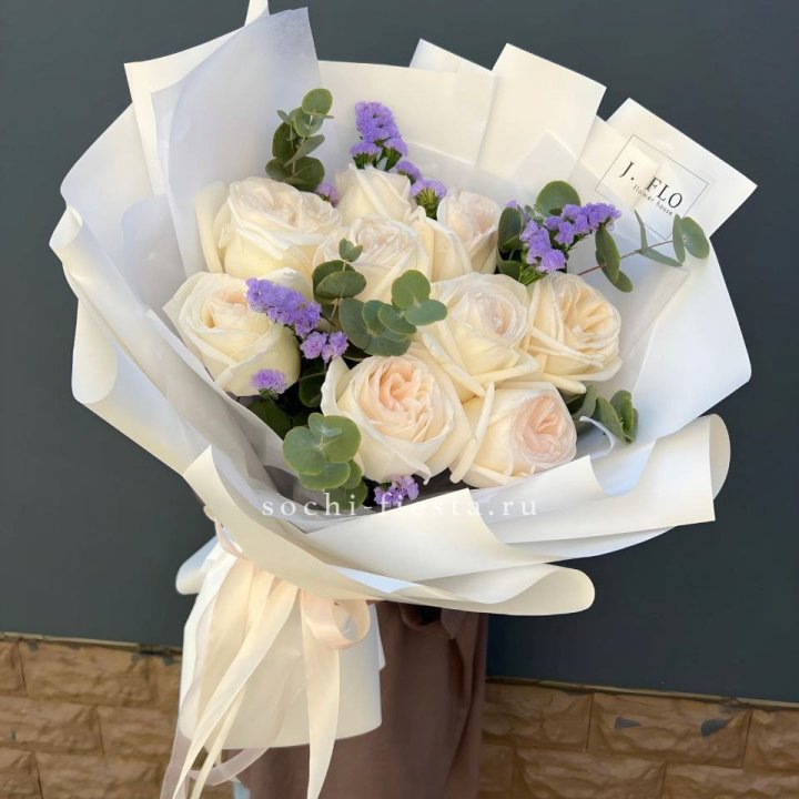 Букет из роз Вайт охара в Нальчике