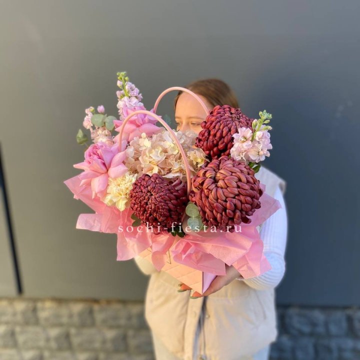 Сумочка нежная с бигуди в Нальчике