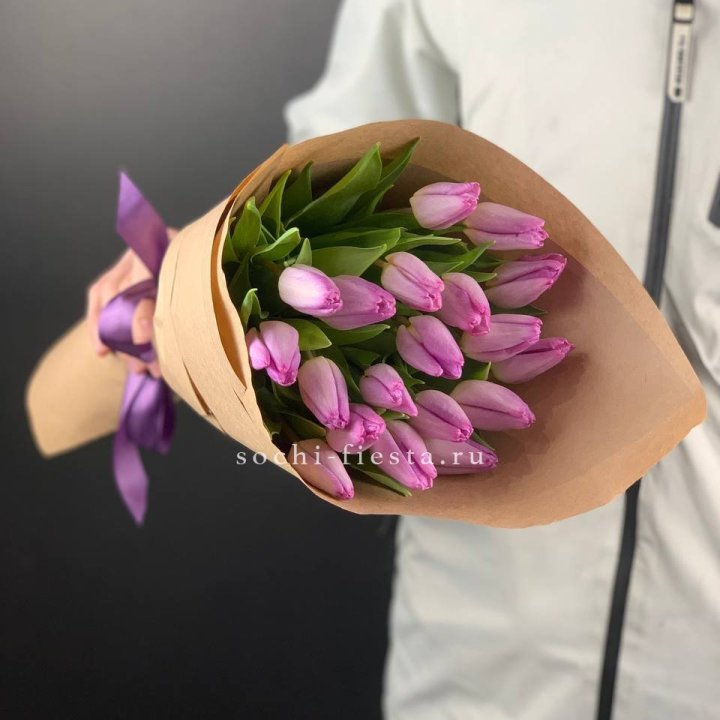 19 розовых  тюльпанов в Нальчике