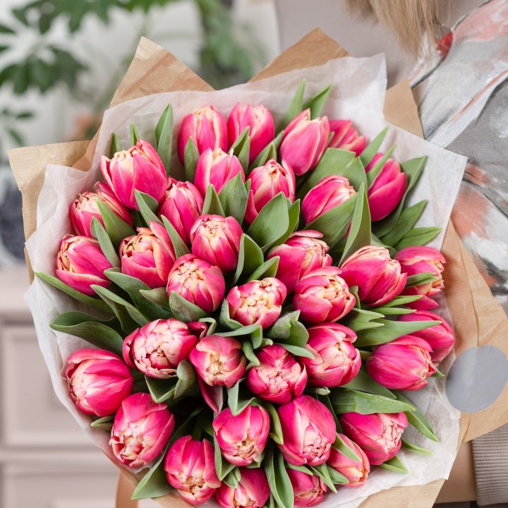 Букет пионовидных тюльпанов в Нальчике